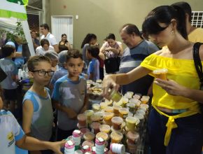Feira de empreendedorismo movimenta Escola Adventista do Guará