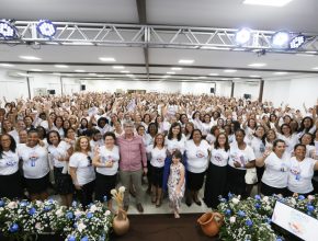 Mais de 800 mulheres se reúnem para congresso no interior de Goiás
