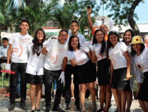 Adventistas levam o amor de Deus às ruas da Venezuela