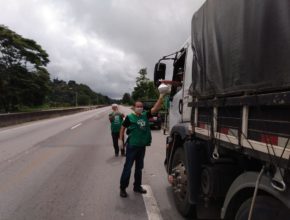 Adventistas servem almoço para caminhoneiros em Juiz de Fora