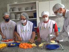 Projeto leva alimento e transforma a vida de idoso em situação de vulnerabilidade social