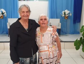Idosas com mais de 90 anos decidem pelo batismo após assistirem TV Novo Tempo