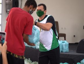 Escritório em Vitória arrecada 545 cestas para o Mutirão de Páscoa