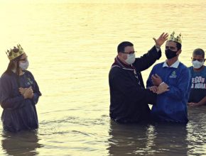 Caravana da esperança resulta em 64 batismos no Norte de Minas Gerais