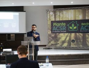 Pastores participam de treinamento sobre plantio de igrejas