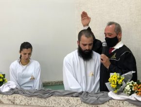 Aplicativo 7ME leva casal ao batismo em São José (SC)