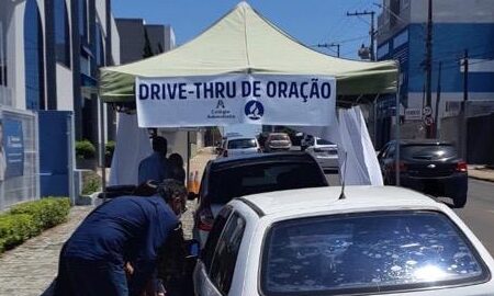 Drive-Thru de oração acontece em Guarapuava