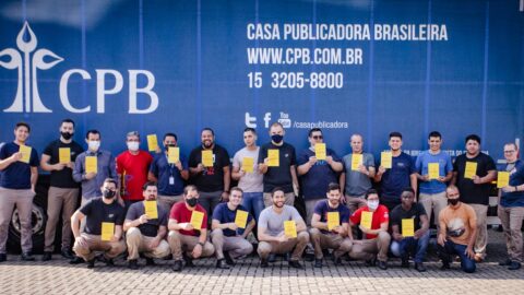 Livros missionários chegam ao centro do Paraná