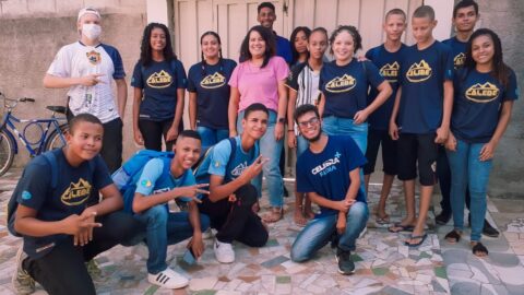 Jovens realizam diversos projetos sociais no Dia Mundial do Jovem Adventista
