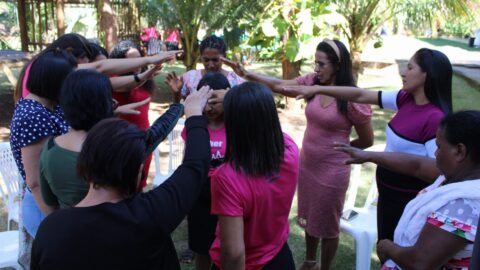 Mulheres confirmam vocação missionária em encontros