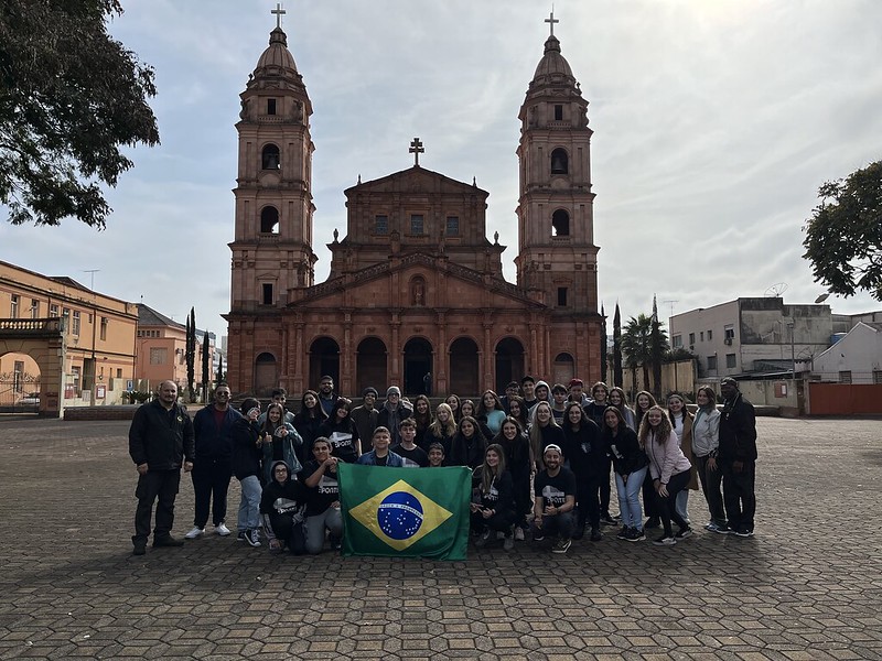 Alunos da Educação Adventista realizam missão de 15 dias no Uruguai