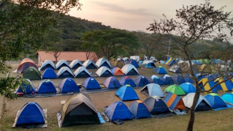 Acampamento em família reúne mais de 2 mil pessoas em Analândia