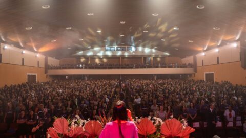 <strong>Mega Convenção do Ministério da Mulher reúne 2.500 mulheres em Aracruz</strong>