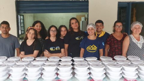 Projeto social distribui marmitas há mais de 10 anos em Aruanã (GO)
