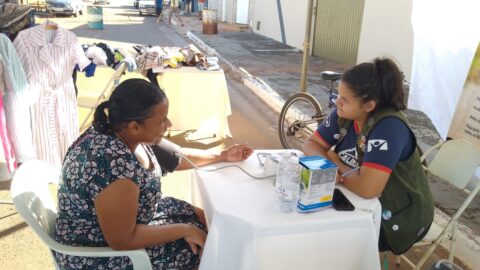 Ação social oferece atendimentos e dicas sobre saúde para população de Terezópolis de Goiás (GO)