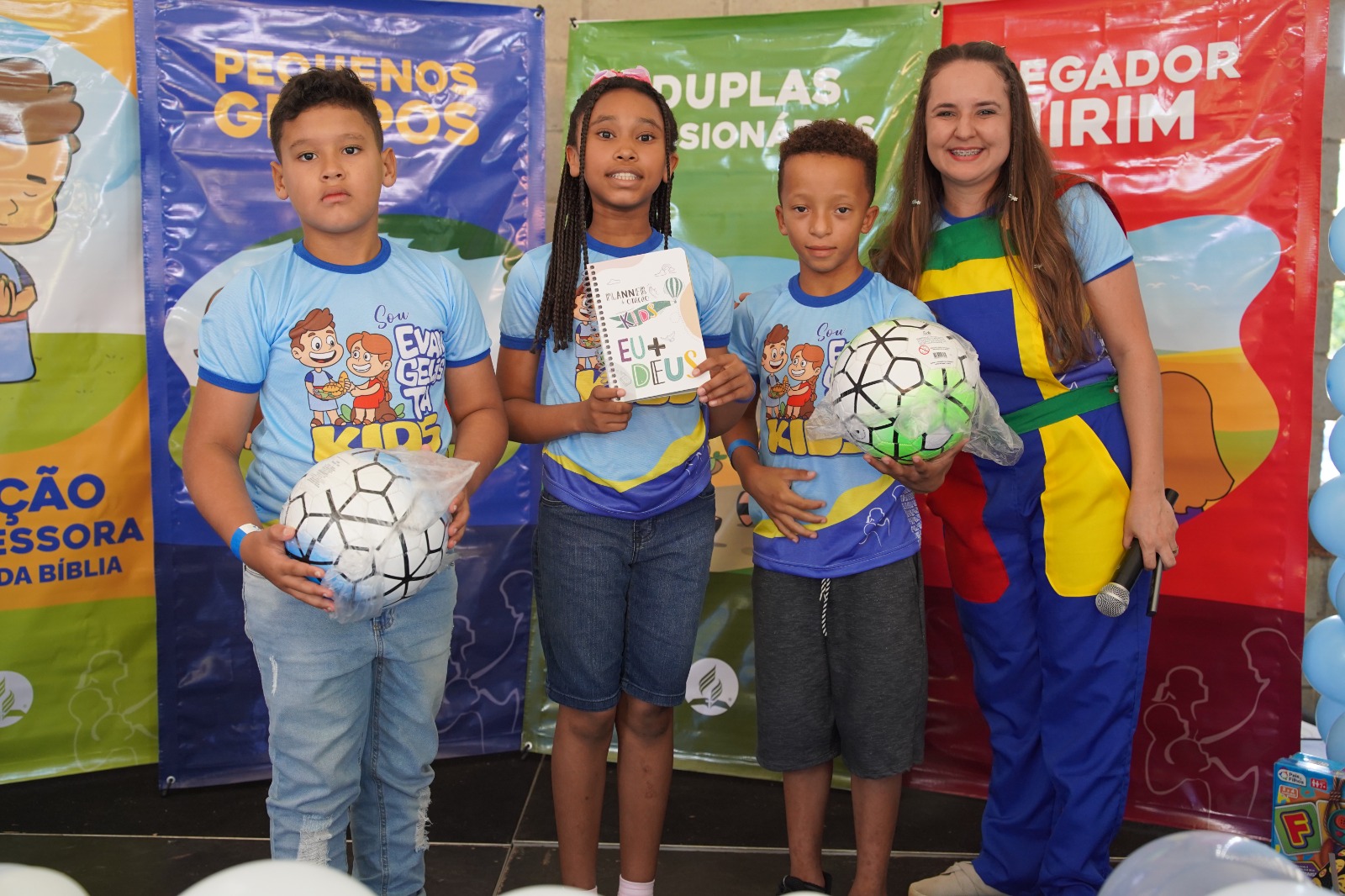 <strong>Pequenos missionários: crianças são motivadas a atuarem como evangelistas em Minas Gerais</strong>