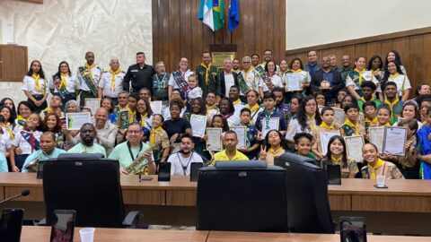 Câmara Municipal de São João de Meriti homenageou Desbravadores e Aventureiros em Sessão Solene