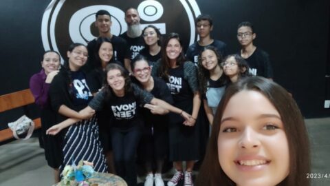 Adolescentes Adventistas beneficiaram moradores de rua com atendimentos em Madureira e Turiaçu