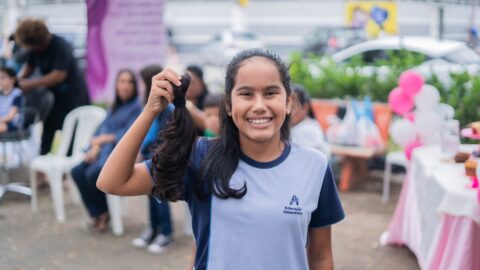 Escola Adventista em Vila Velha realiza campanha de doação de cabelo para mulheres com câncer