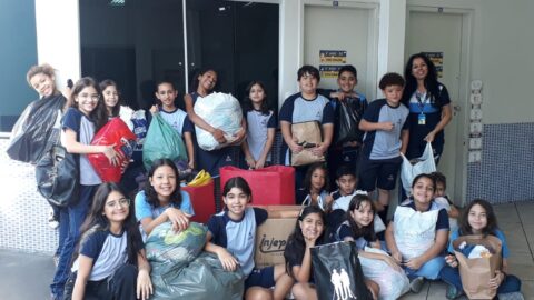 Colégio Adventista de Ipatinga distribuí mais de 2 mil agasalhos