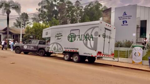 Unidade móvel da ADRA Uruguai com lavanderia reforça operações de ajuda no RS