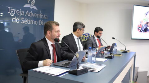 Balanço de 2023 e novidades para o próximo ano marcam reunião no escritório da Igreja Adventista de Brasília e Entorno