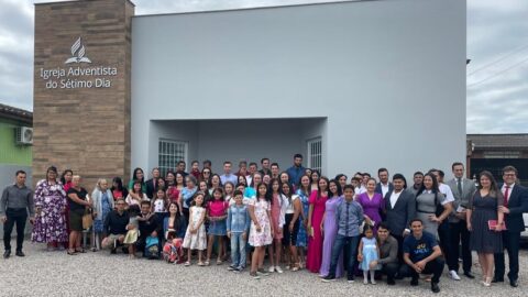 Igreja Adventista é inaugurada no bairro Santa Isabel em Forquilhinha/SC