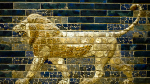 O que aprendemos sobre os reis de Babilônia e de Tiro na Bíblia?