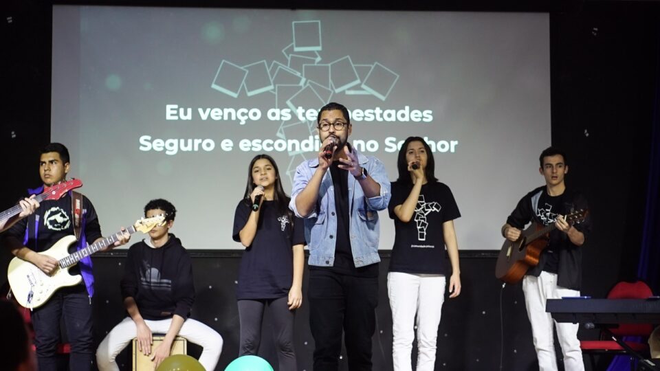 Comunidade Polaroid completa 7 anos no Colégio Adventista de Porto Alegre