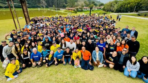 Encontro reúne 500 jovens em Paraibuna-SP