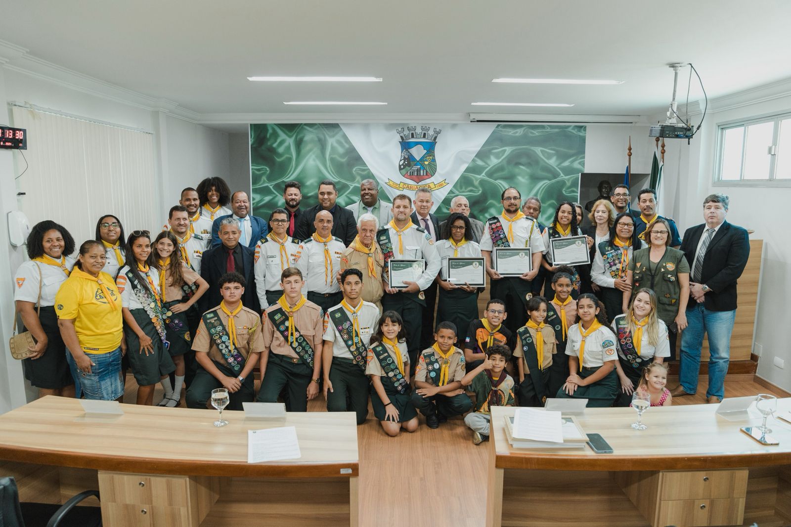 Desbravadores são homenageados em Câmara Municipal de Cariacica