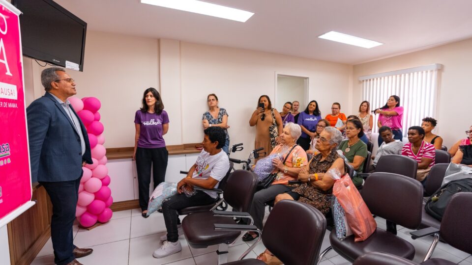 Almofadas do Coração são entregues no Hospital Oncobarra (Foto: Danylo Duarte)