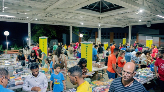 Casa Aberta em Divinópolis disponibiliza literaturas cristãs e produtos naturais para a comunidade