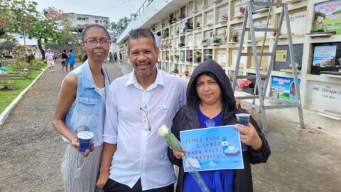 Jovens adventistas levam consolo e solidariedade ao cemitério de Itabuna, sul da Bahia