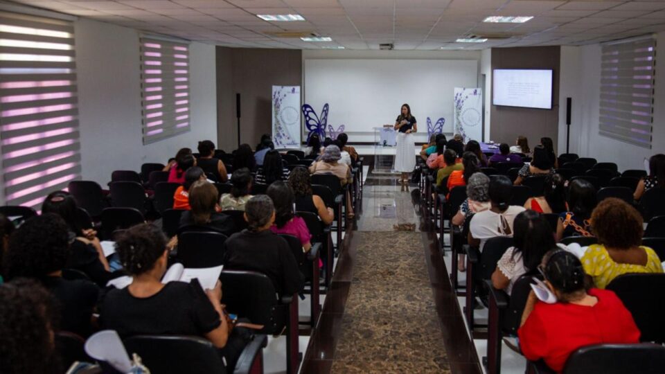 Cada departamento recebeu orientações e preparação de seus respectivos líderes da AMC.