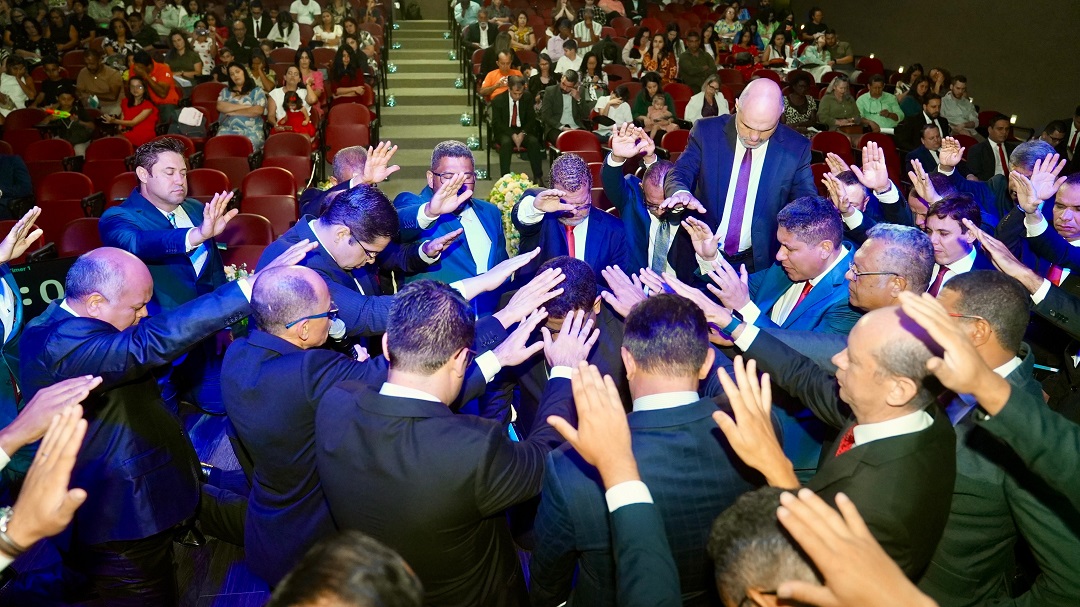 Ordenação pastoral celebra vocação e dedicação ao ministério