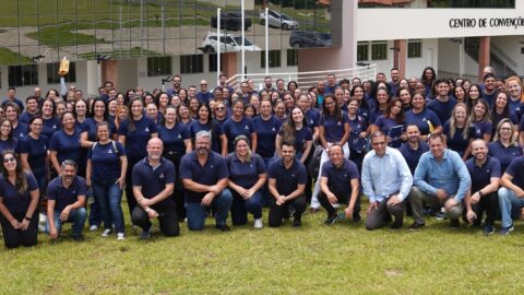 Rede Educacional Adventista capacita colaboradores em Araçoiaba de Serra/SP