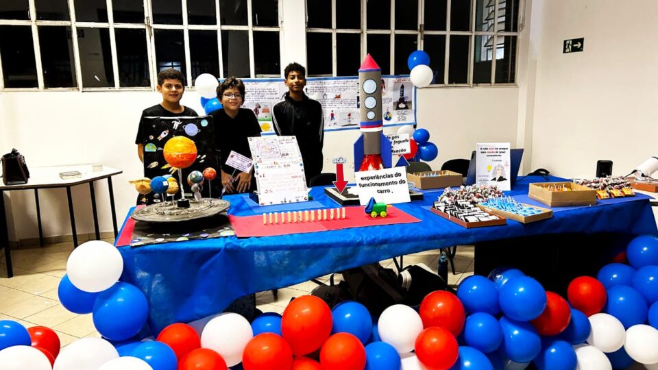 A atividade possibilitou os alunos a perceberem como as diferentes disciplinas se complementam. (Foto: divulgação)