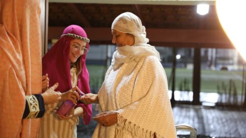 Retiro reúne mais de 300 mulheres para refletir sobre missão e essência cristã