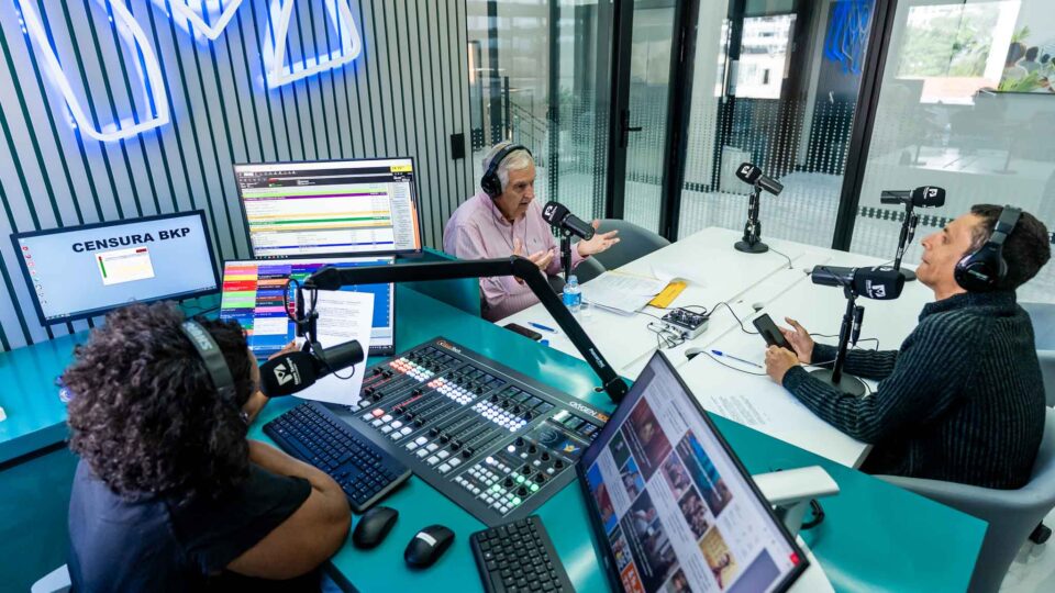 Parceria entre Rádio Novo Tempo e Sociedade Bíblica do Brasil é destaque no programa Estação Novo Tempo. (Foto: Filipe Braggio)