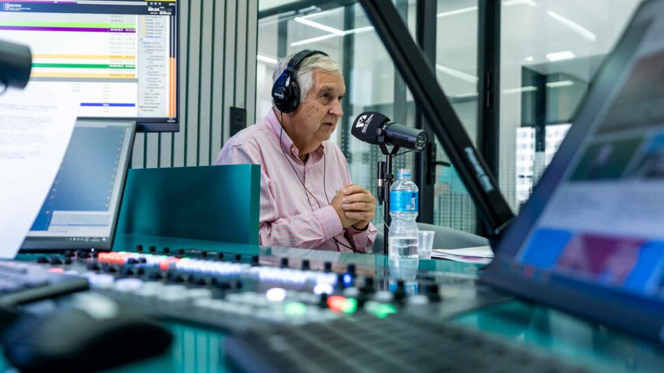 Entrevista reforça a importância da participação do público nas gravações da primeira Bíblia em áudio versículo a versículo. (Foto: Filipe Braggio)