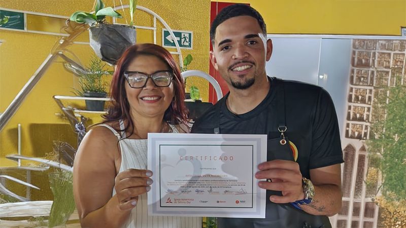 Projeto Tesouras de Esperança