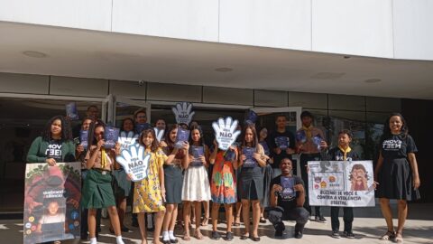 Quebrando o Silêncio mobiliza cidades do território fluminense contra a violência digital