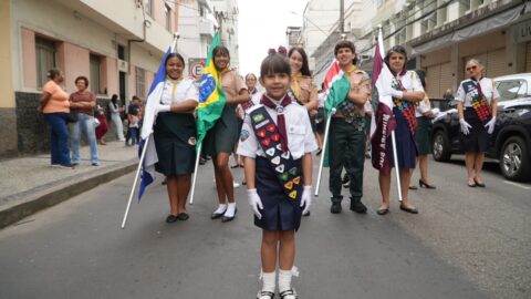 Desbravadores e Aventureiros foram destaque em desfile cívico em Juiz de Fora (MG)