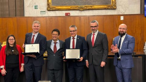 Câmara Municipal de São Paulo homenageia Gravadora Novo Tempo e Superbom