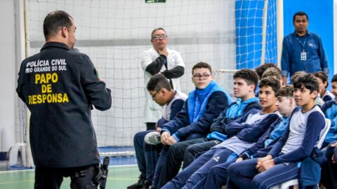 “Papo de Responsa” leva conversa franca sobre bullying e segurança digital ao Colégio Adventista de Canoas