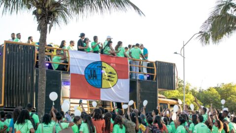 Celebra Calebe reúne milhares de jovens em Cabo Frio para celebrar meses de missão no território