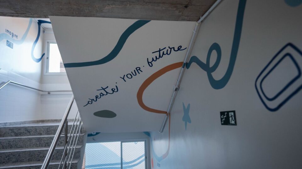 Artes nas paredes da Escola
(Foto: Matheus Amaral)