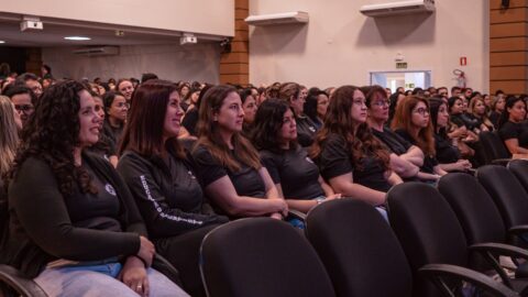 Formação continuada reúne educadores da região central do RS com foco em identidade e cuidado integral