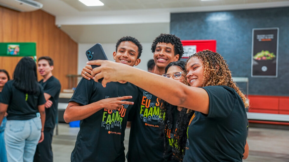 Alunos integrados 'a missão da instituição